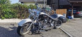 Harley-Davidson soft tail deluxe