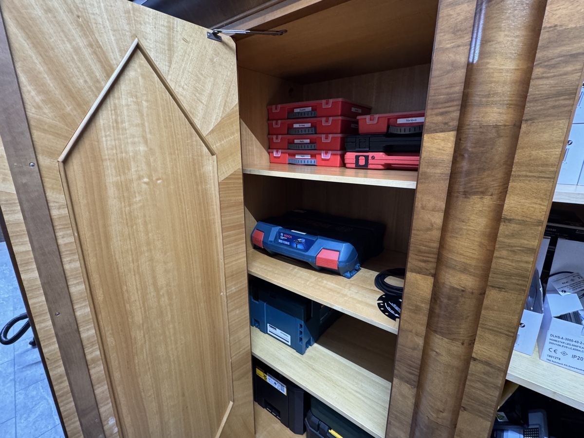 Armadi: Alter Holz Schrank SEHR Stabil – Usato da Boppelsen venduto da 8113-Boppelsen 6