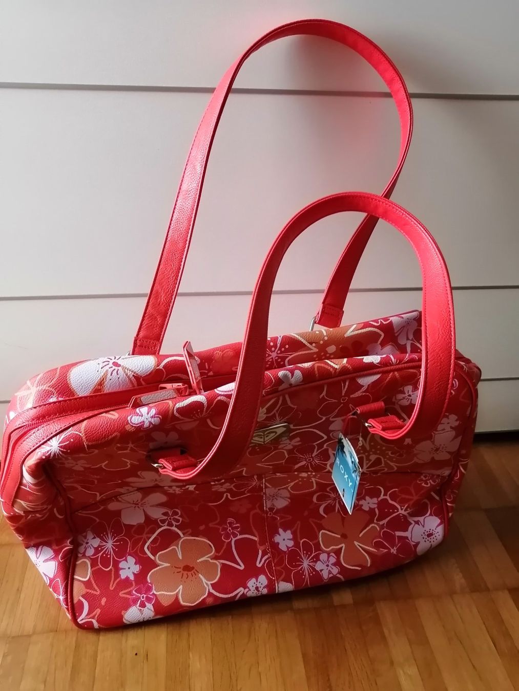Roxy Borse da donna: ROXY Grosse Tasche Shopper Rot/ orange/ Blumen Damentasche – Usato da Uster venduto da zebralino