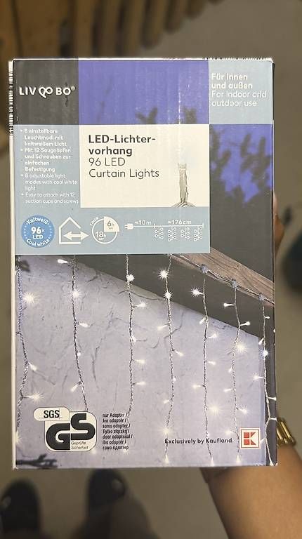 Guirlandes lumineuses: LED Lichter Ketten  – D'occasion à Reinach BL par asi_ffz5