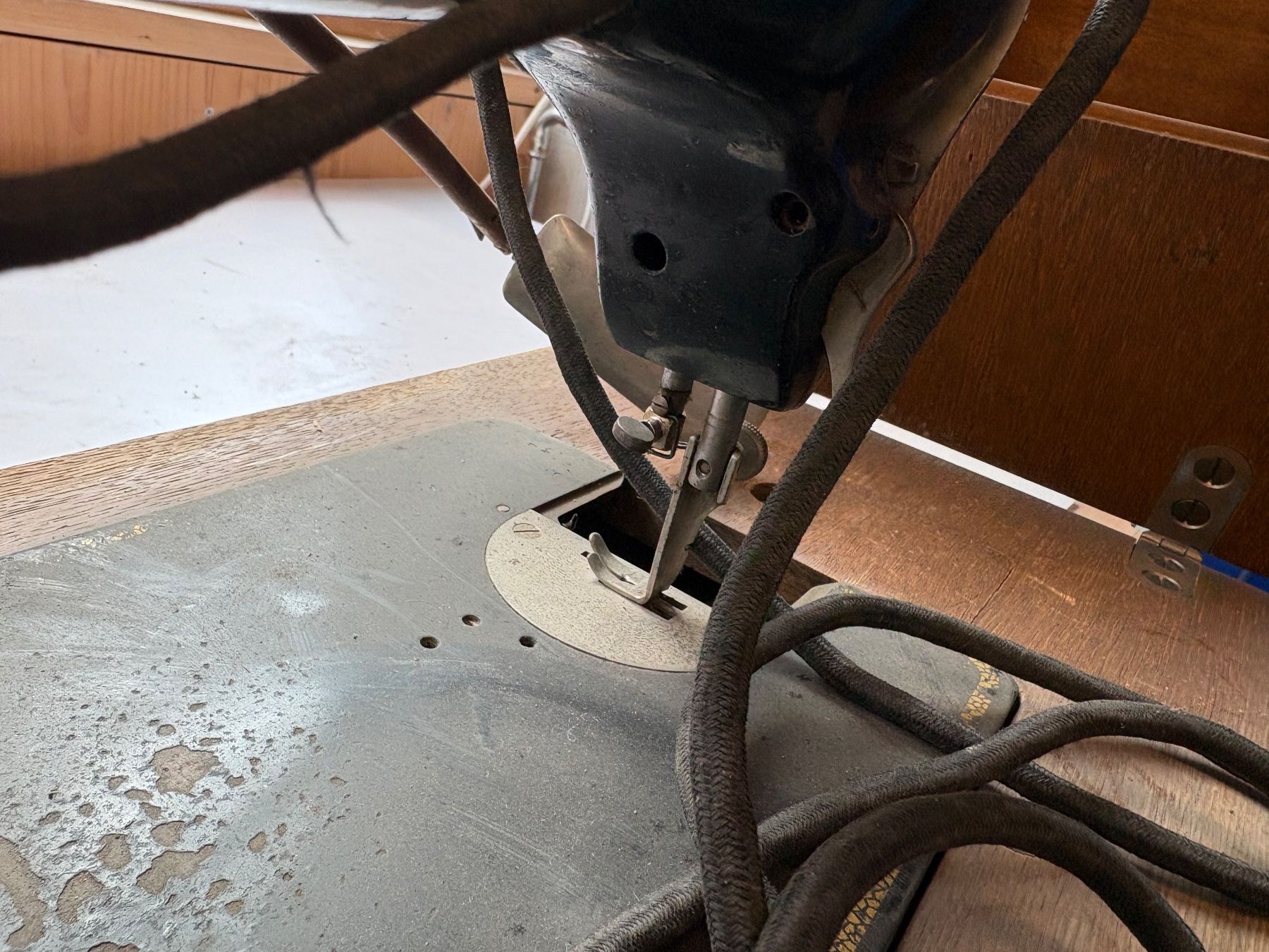 Bernina Machines à coudre: Nähmaschine Bernina – D'occasion à Chur par Feschtland 4