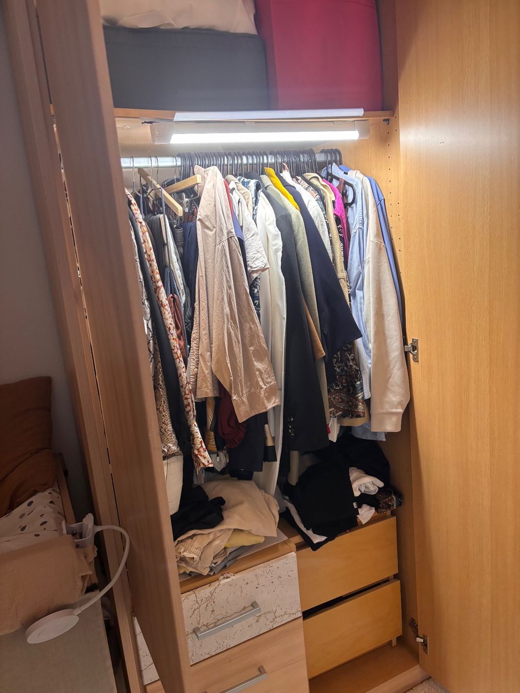 Armadi: Armoire à venir chercher – Usato da Pully venduto da alf_fk6g 1