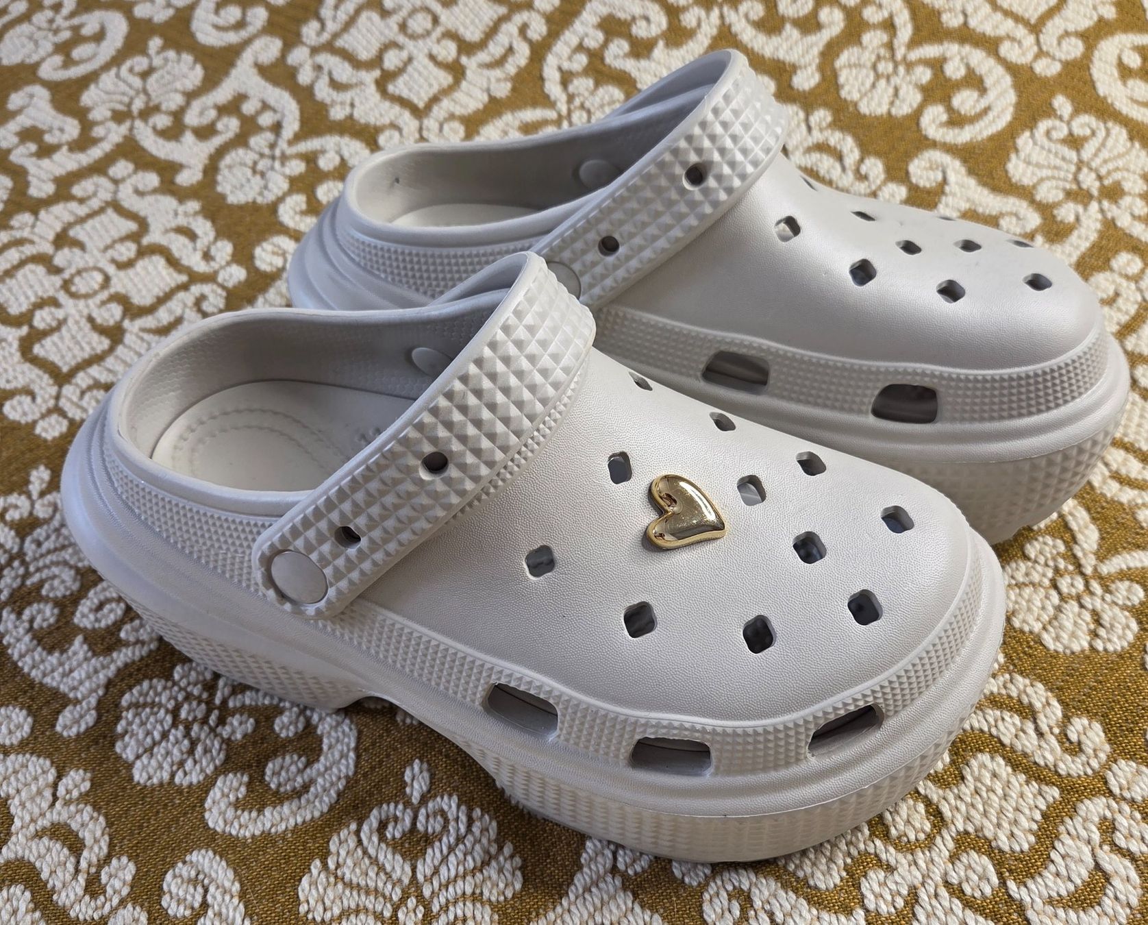 Scarpe da donna: Gummischlappen – Nuovo e nell'imballaggio originale da Leissigen venduto da ali_k9v8