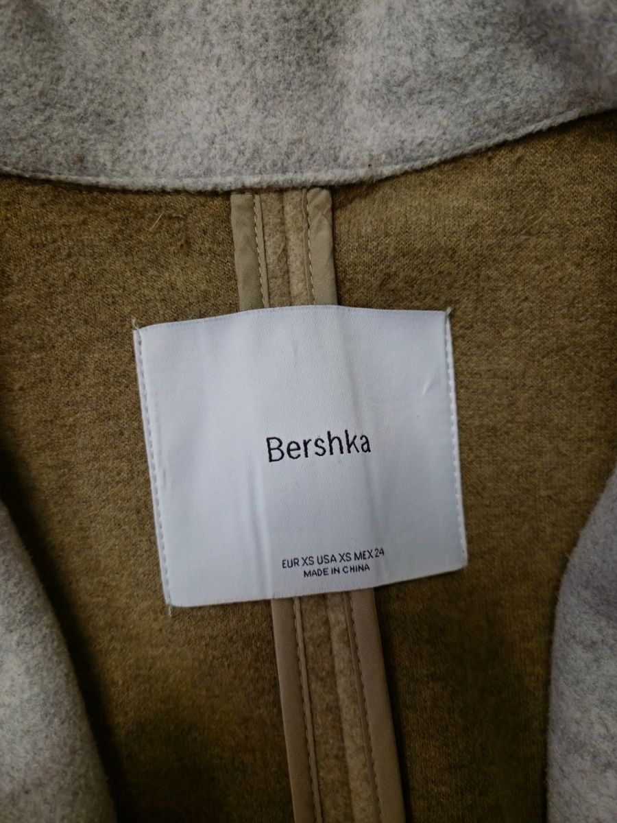 Bershka Mäntel: Mantel Bershka Gr. XS – Neu (gemäss Beschreibung) aus Buttisholz von flavia.ml 2