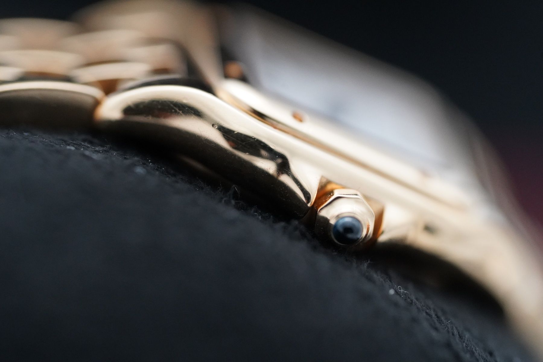 Cartier Orologi: Cartier Panthère mini aus 2025 – Usato da Nebikon venduto da Mr.Watchseller 4