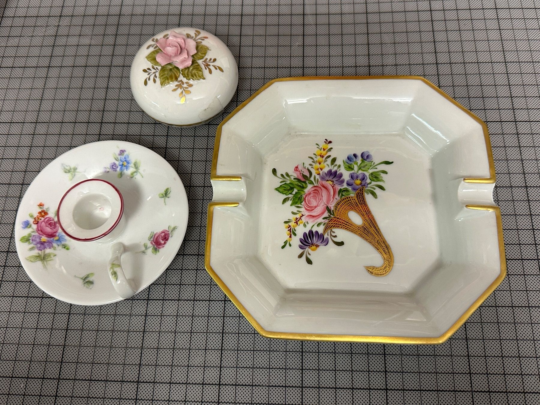 Set di piatti: Porzellan Set / Vintage – Usato da Nussbaumen AG venduto da olitech5415