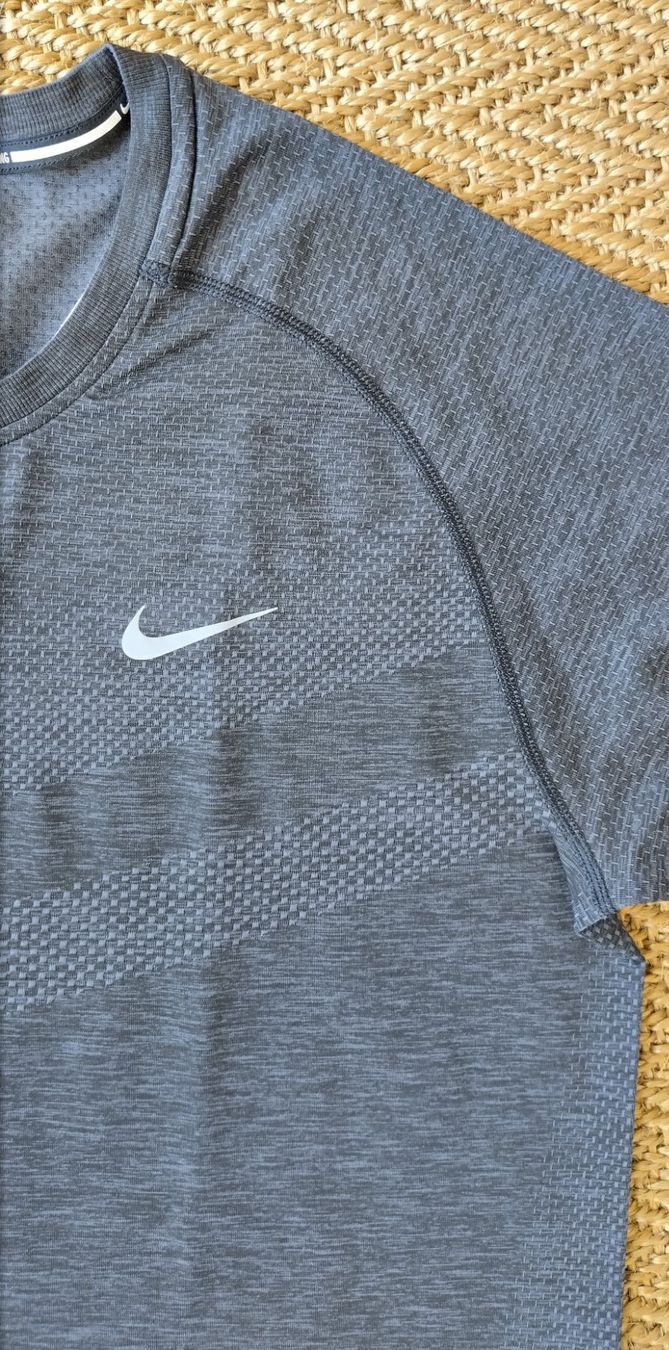 Nike Canottiere & Pantaloni: Nike  Dri-Fit XL Neuwertig – Nuovo (secondo la descrizione) da Zürich venduto da Mokile 2