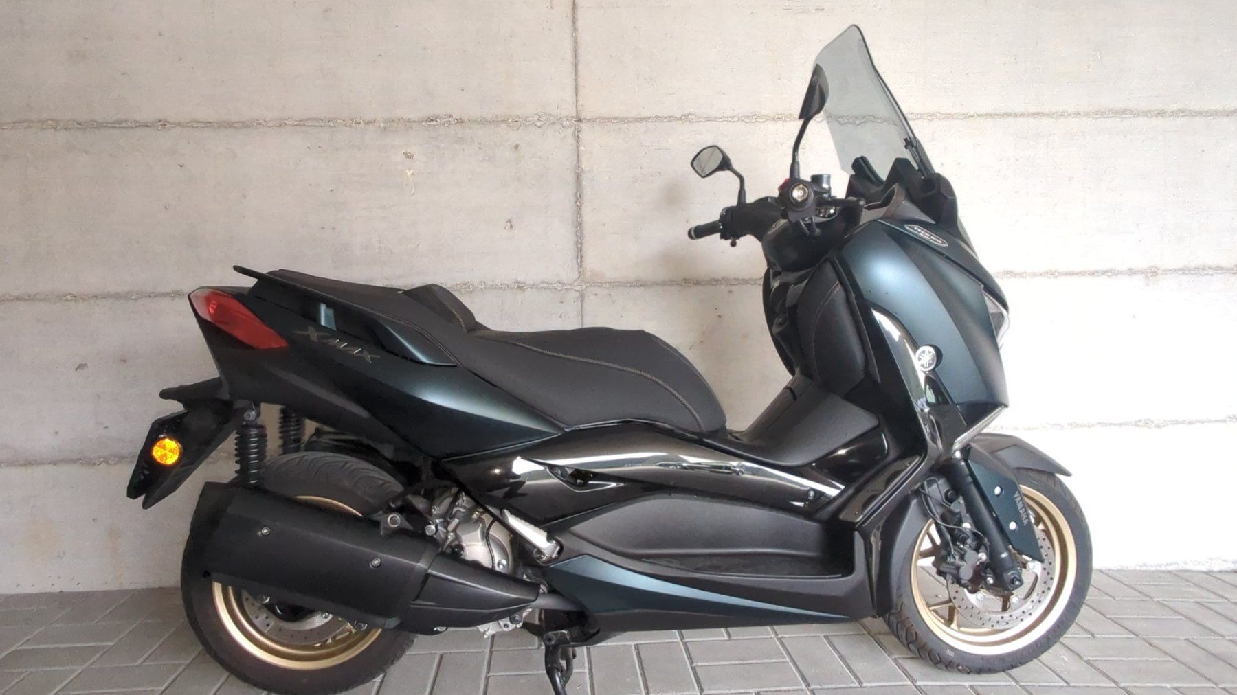 Yamaha Scooters: YAMAHA X-MAX 300 TECH-MAX – Gebraucht aus Mergoscia von onl_tq52 2
