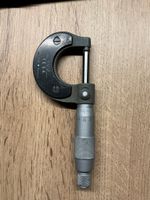 Präzisions-Bügelmessschraube (Mikrometer) - Marke TESA