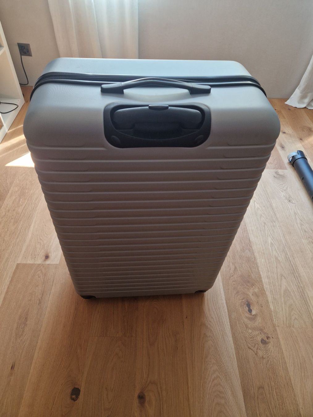 Valises de voyage: Hartschalenkoffer – D'occasion à Bülach par kompetenteEnte