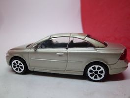 Volvo C70 - silber - schönes Modell  von Bburago