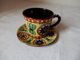 Thouner Majolika Tasse mit Unterteller Johann  Wanzenried