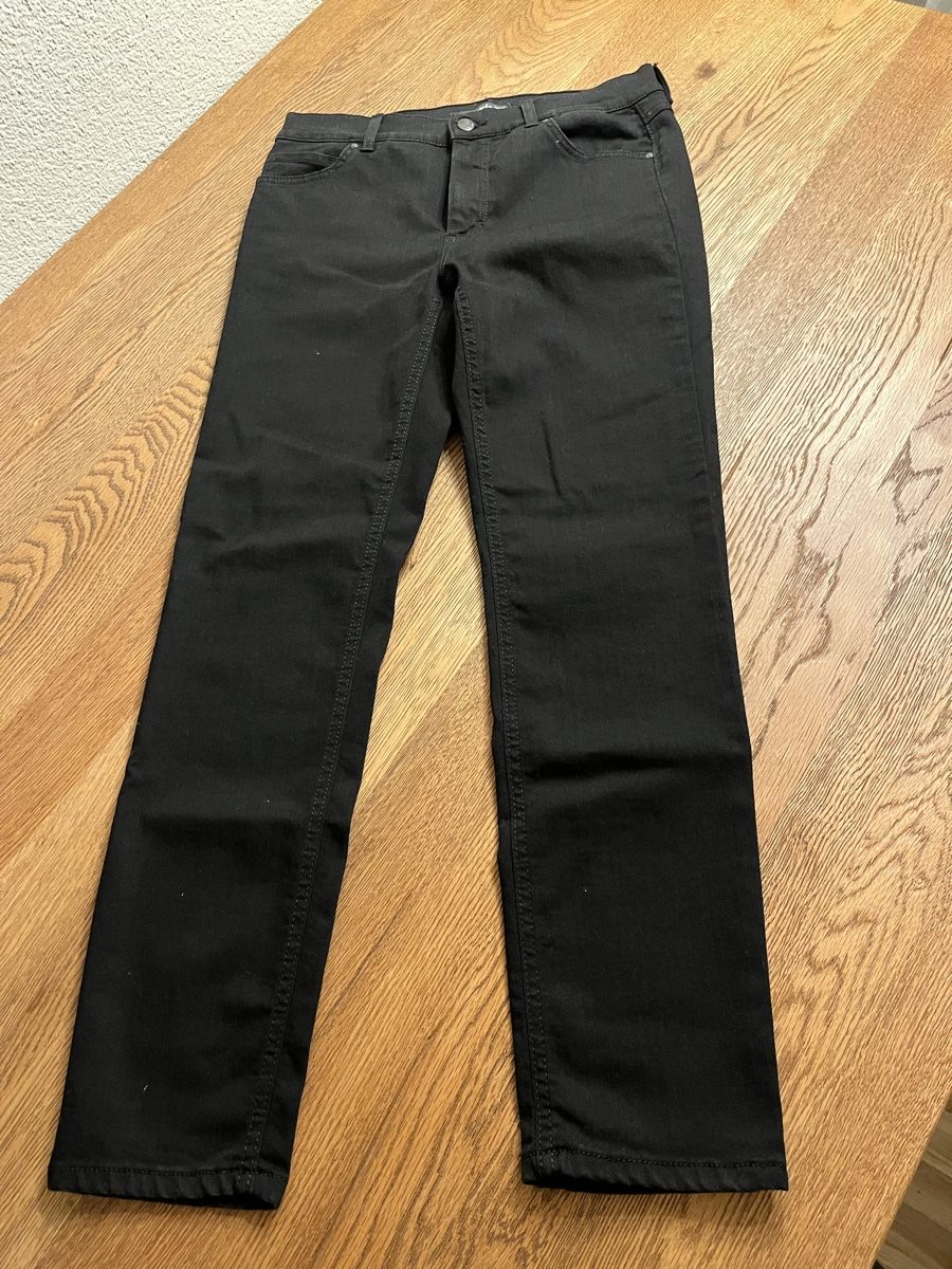 Jeans: Jeans  – Neu (gemäss Beschreibung) aus Schliern b. Köniz von medion3098 1