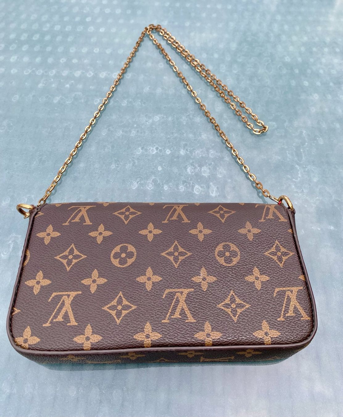 Taschen: Modische kleine Tasche – Gebraucht aus Goldau von filiorum 1