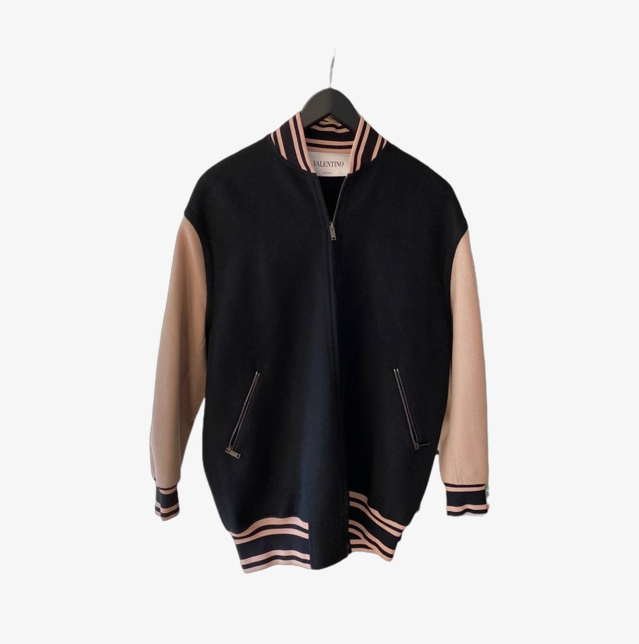 Valentino Giacche: Oversize Valentino Collegejacke schwarz/beige – Nuovo (secondo la descrizione) da Zollikon venduto da Chica13.11.