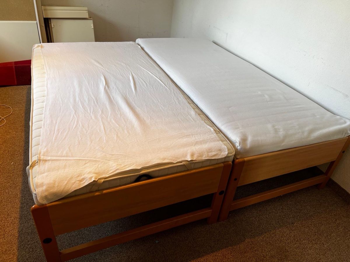 Letti: Bett – Usato da St. Gallen venduto da Jvegas