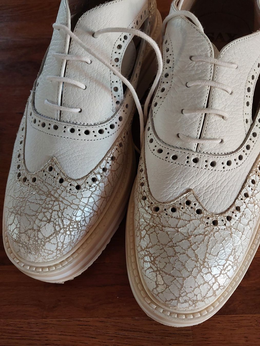 Scarpe da donna: Chaussures 37 – Usato da Gingins venduto da danolive 2
