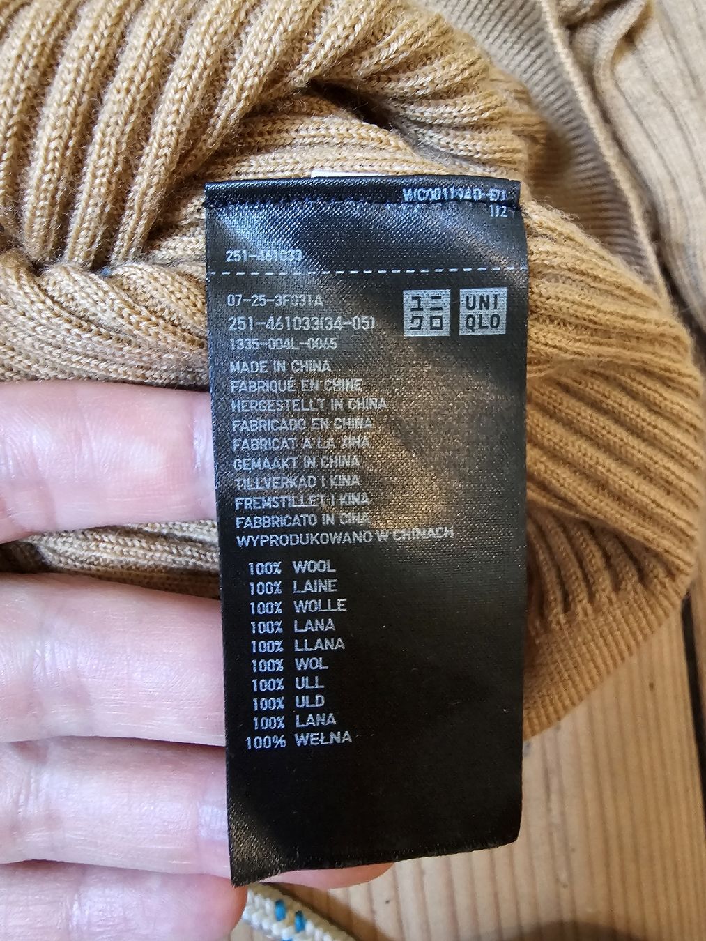 Tops: Feinstrick-Pullover Uniqlo, Grösse L, 100% Wolle – Neu (gemäss Beschreibung) aus Winterthur von Svahnen 3