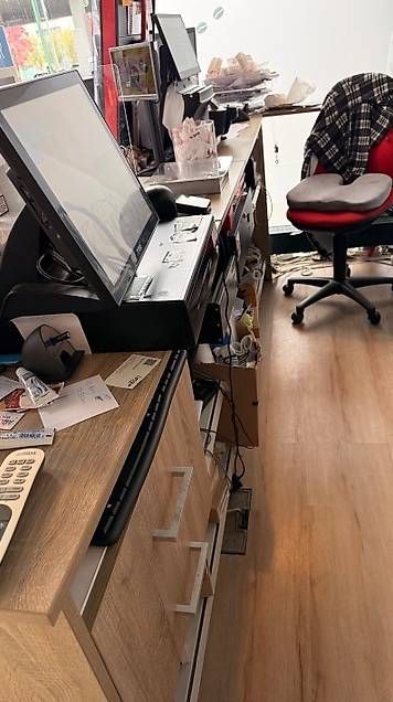 Allestimento di negozi e stand fieristici: Laden Regale und Theke – Usato da Horgen venduto da kar_ch58 3