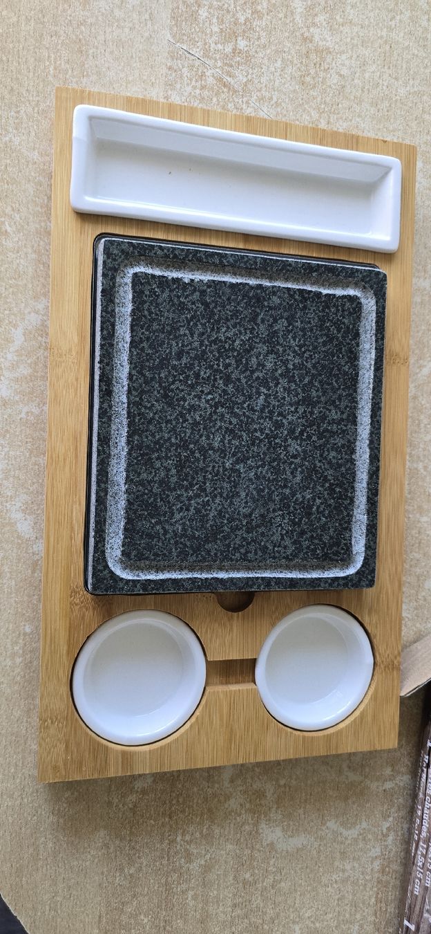 Set di piatti: 2×.Hot Stone-Set Fabrik neu ungeöffnet – Nuovo e nell'imballaggio originale da Frenkendorf venduto da DORU1 1