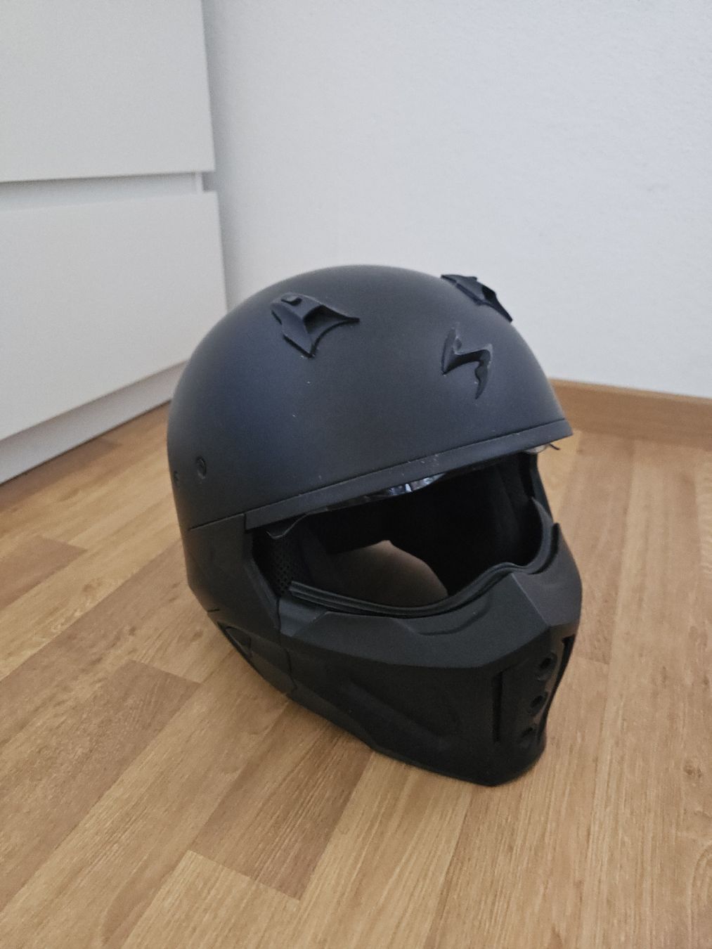 Casques & visières: Motorradheld Scorpion "M" – D'occasion à Belp par fabiocardoso