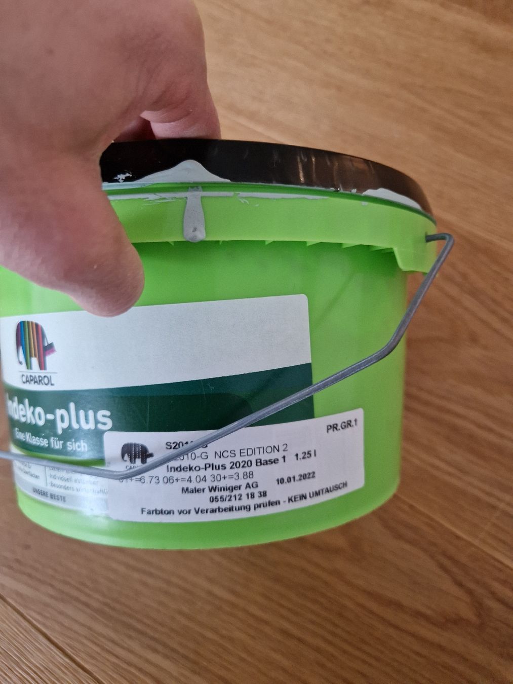 Colori: Caparol Wandfarbe Innenräume mintgrün – Usato da Eschenbach SG venduto da SanFranciscoCalifornia 1
