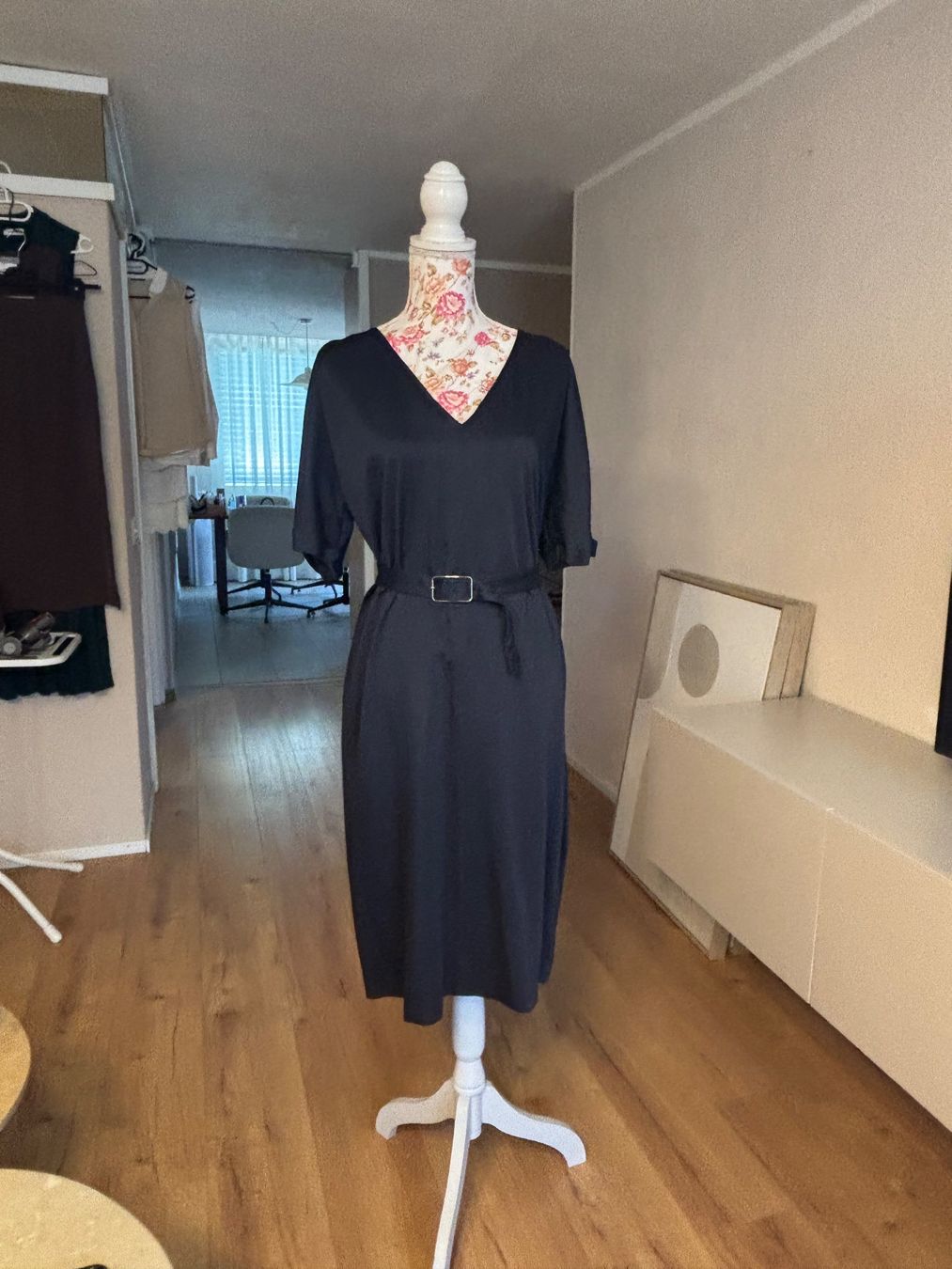 Windsor Vestiti: Windsor Cocktail Dress – Usato da St. Margrethen SG venduto da dijanaO