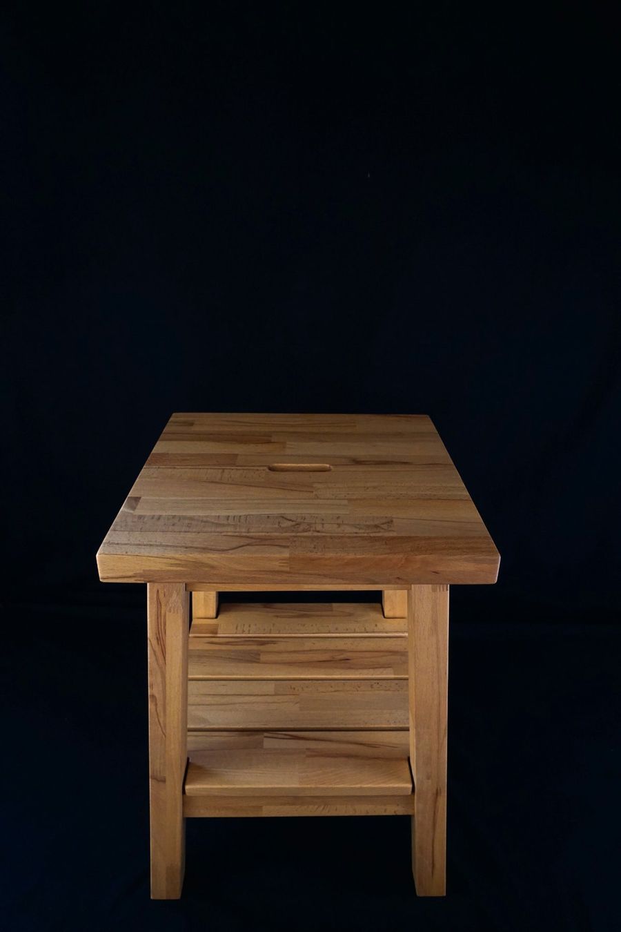 Livique Comodini: Nachttisch Ludo 40x40x55 cm – Nuovo (secondo la descrizione) da Pratteln venduto da Restwert_Pratteln 1