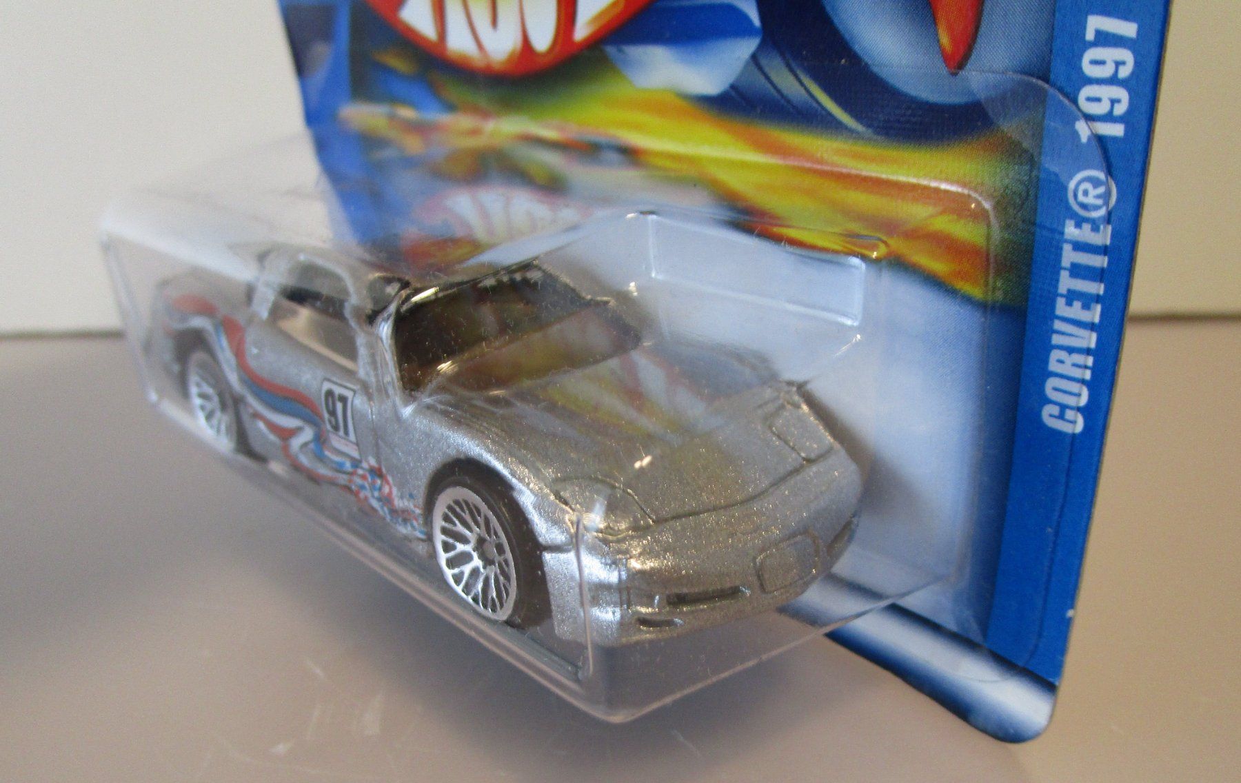 Chevrolet Voitures modèles: HOT WHEELS CORVETTE 1997 - 50662 – Neuf avec emballage d'origine à Chêne-Bourg par breno56 1