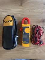 Fluke 323 True RMS Clamp Meter mit Tasche und Leitungen