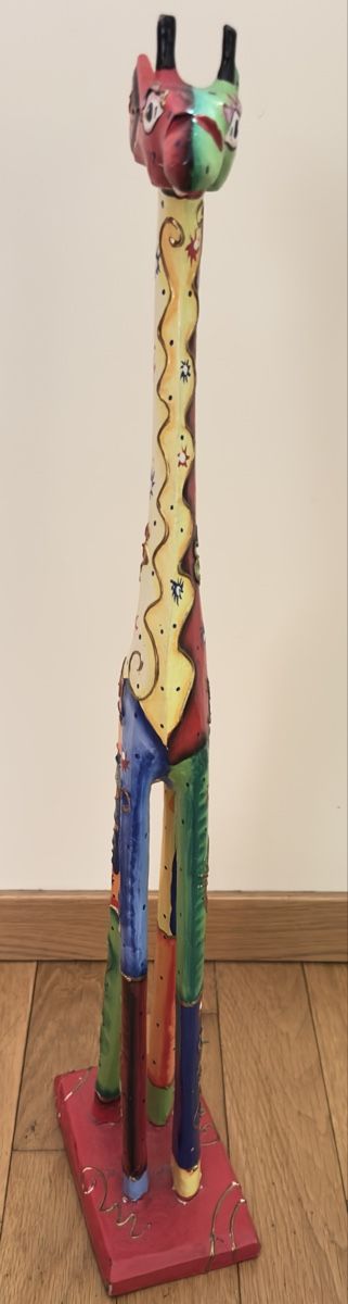 Tutte le decorazioni: Bunte Holz Giraffe, handbemalt, Dekofigur – Usato da Schlieren venduto da WEEEE_MEVOMATA_WEEEE 1