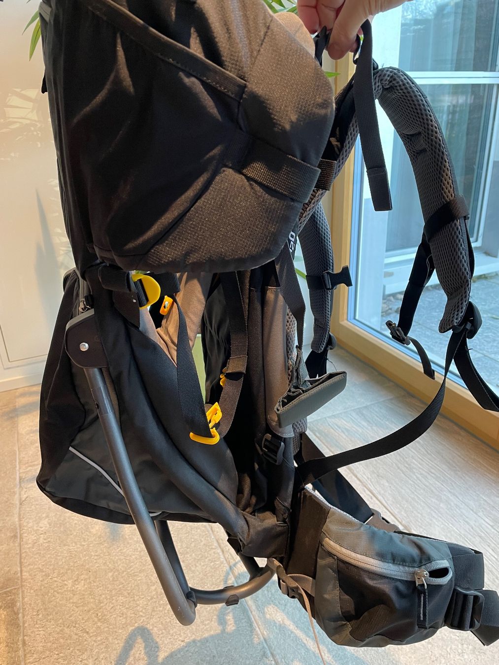 Bauch- & Rückentragen: Deuter: Porte-bébé/Babytrage – Gebraucht aus Leuzigen von AngeloReis 2