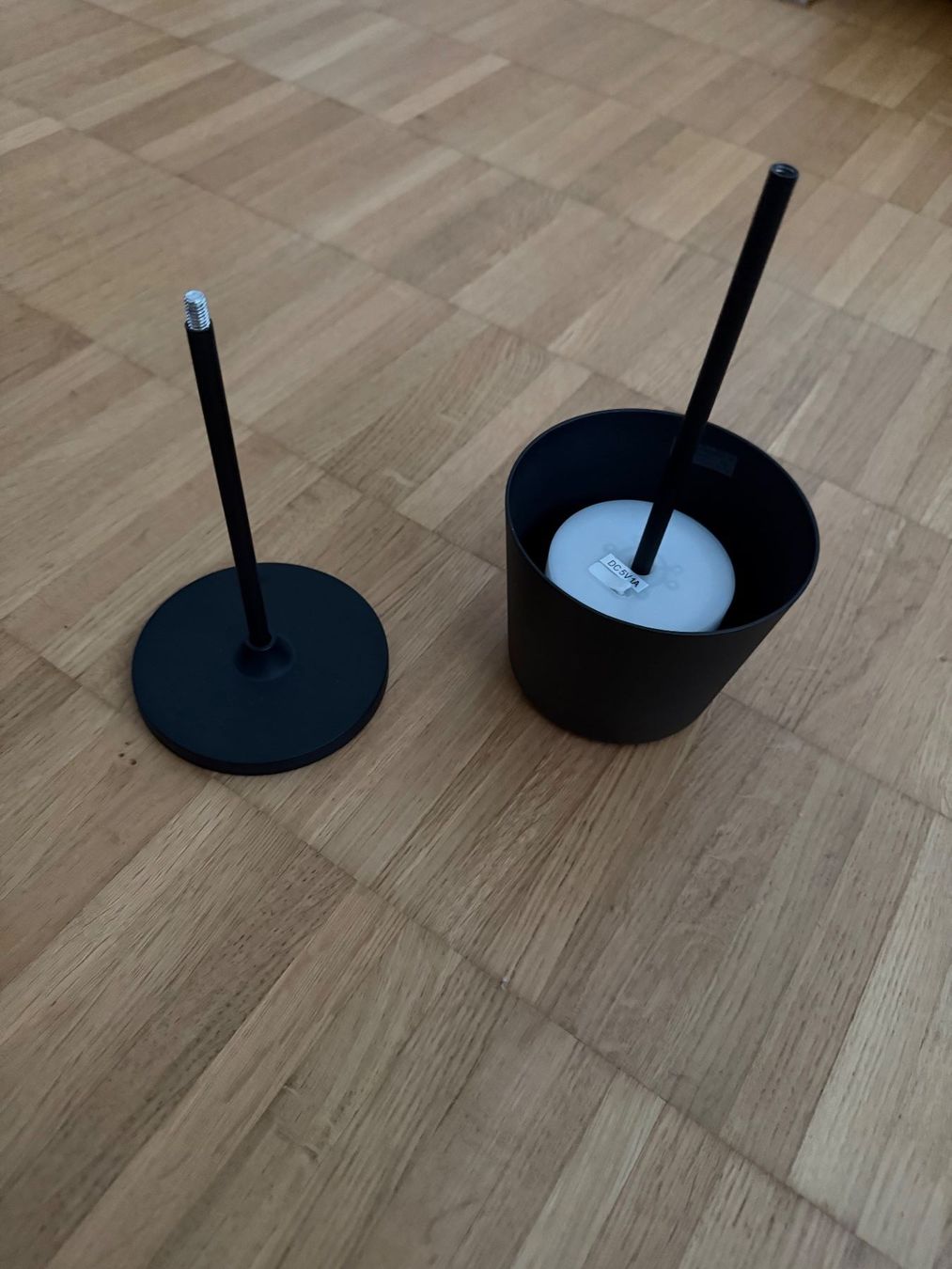 Lampade: Kabellose Tischlampe – Nuovo (secondo la descrizione) da Zug venduto da dato.00 2