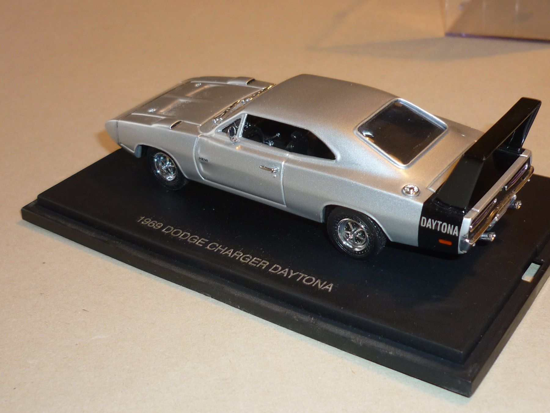 Dodge Modellini d'auto: Dodge Charger Daytona von Eagle's Race – Usato da Bern venduto da Mint7 1