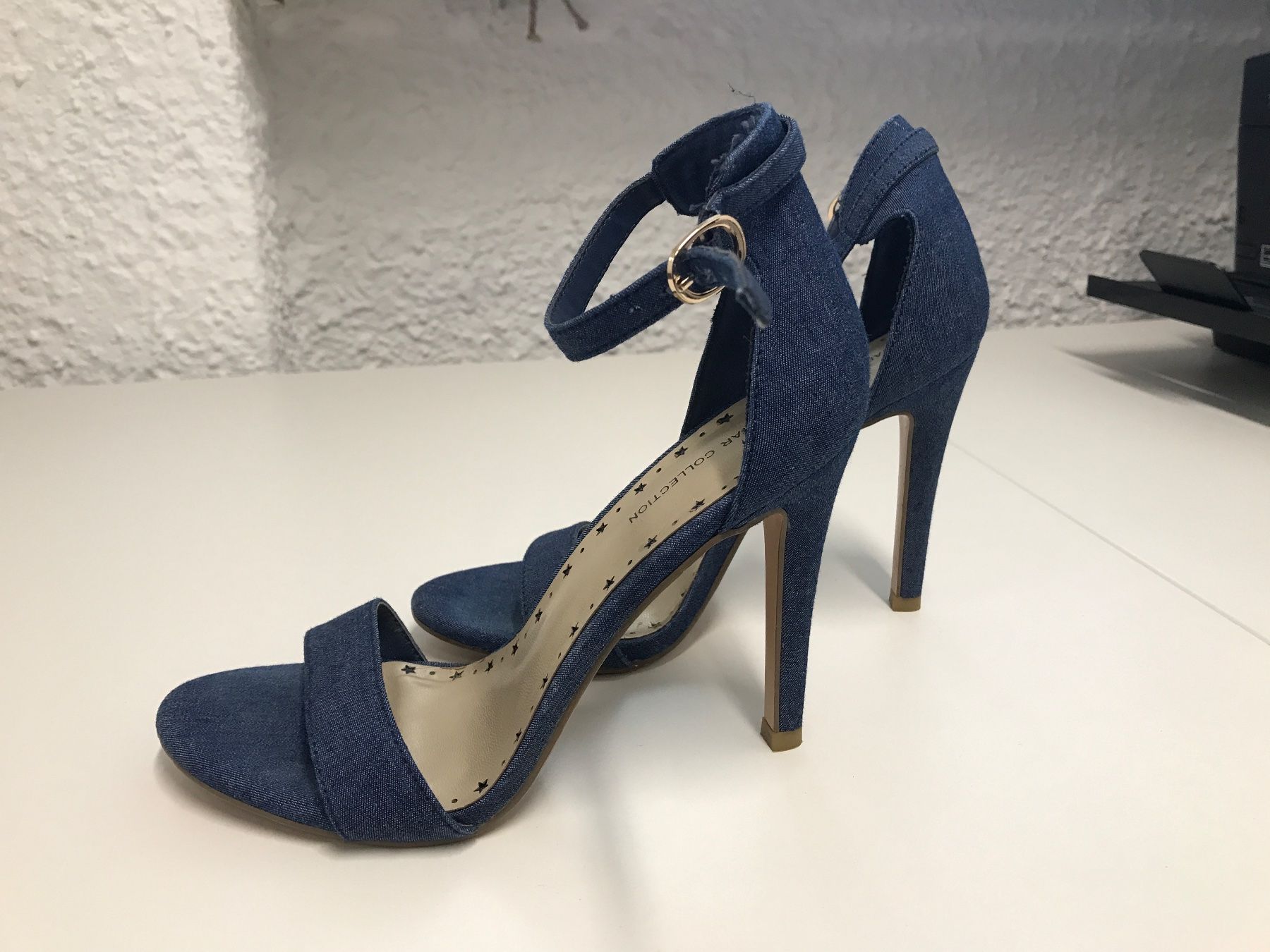 Scarpe da donna: Jeans High Heel Gr 38 – Usato da St. Margrethen SG venduto da kellenbh