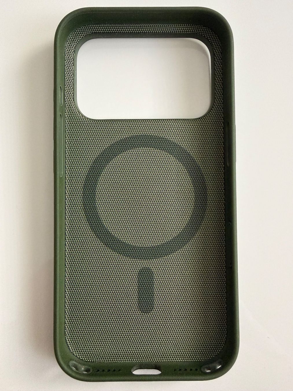Apple Covers & Schutzfolien: TechWoven Case iPhone 17 pro Grün – Neu (gemäss Beschreibung) aus Möhlin von SabrinaRK86 1