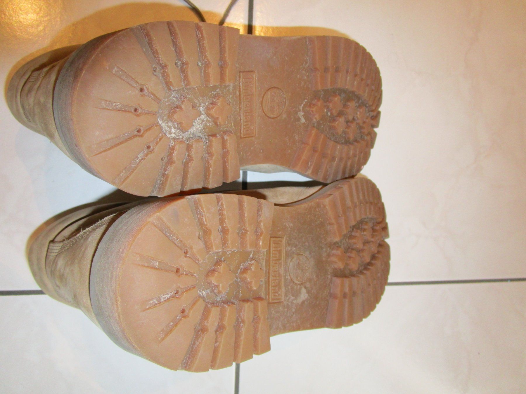 Timberland Herrenschuhe: Timberland Stiefel Boots Gr. 7 W = 40 – Gebraucht aus Volketswil von Globine100 4