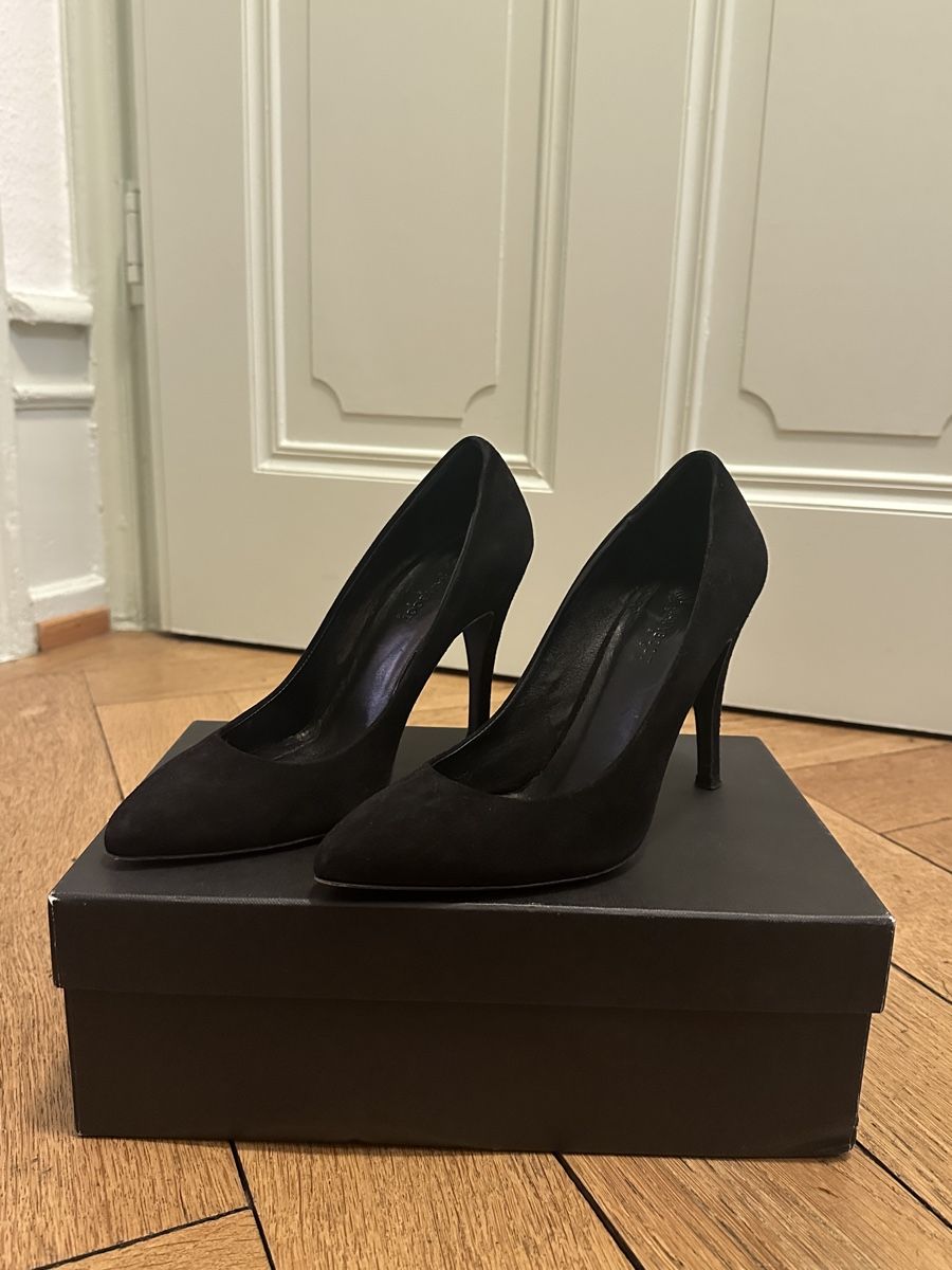 Navyboot Damenschuhe: Navyboot Schwarze Wildleder Pumps – Gebraucht aus Basel von viasen