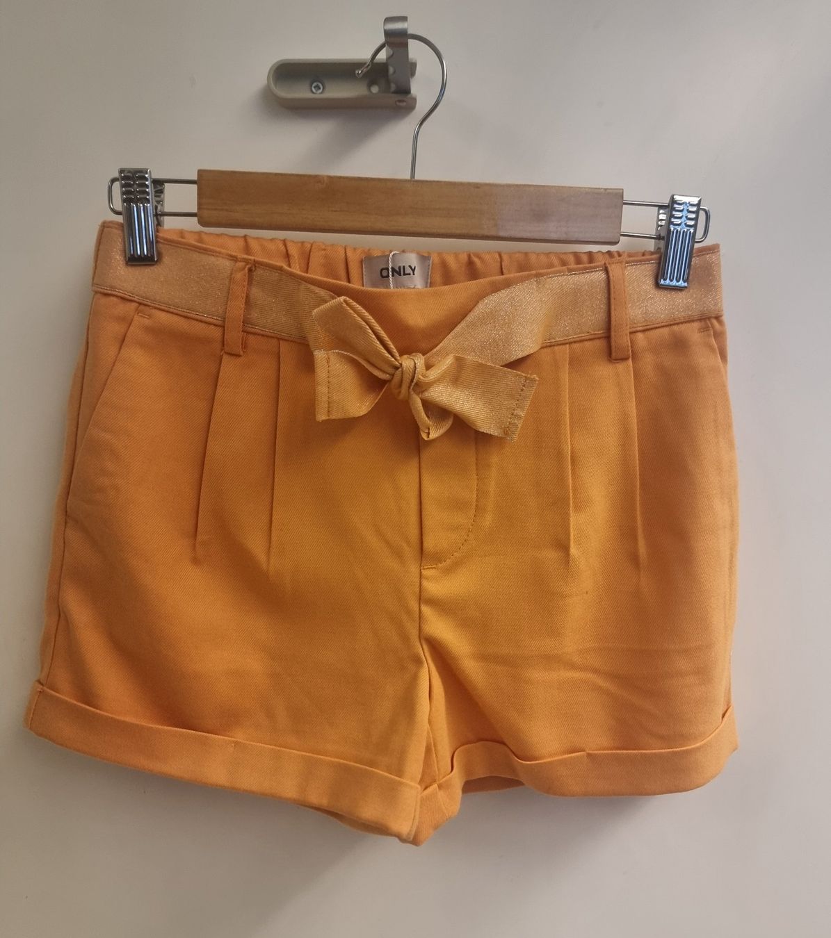Only Hosen: Kurze Hose Only Kids – Neu und originalverpackt aus Gunzwil von daryl090496