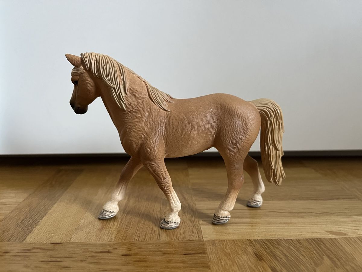 Schleich Statuette: Schleich Pferd hellbraun – Usato da Kilchberg ZH venduto da celinaemi 1