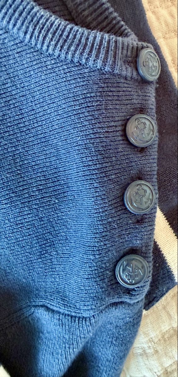 La Redoute Pullover & Sweatshirts: Marineblau gestreifter Pullover Groesse M guter – Gebraucht aus Luzern von ycg_2nr9 2