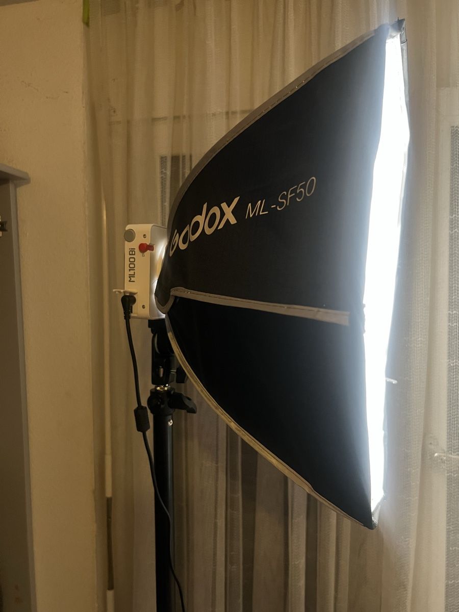 Godox Lampes: Godox ML100Bi + Softbox – Neuf (Voir description) à Kloten par har_7ds7