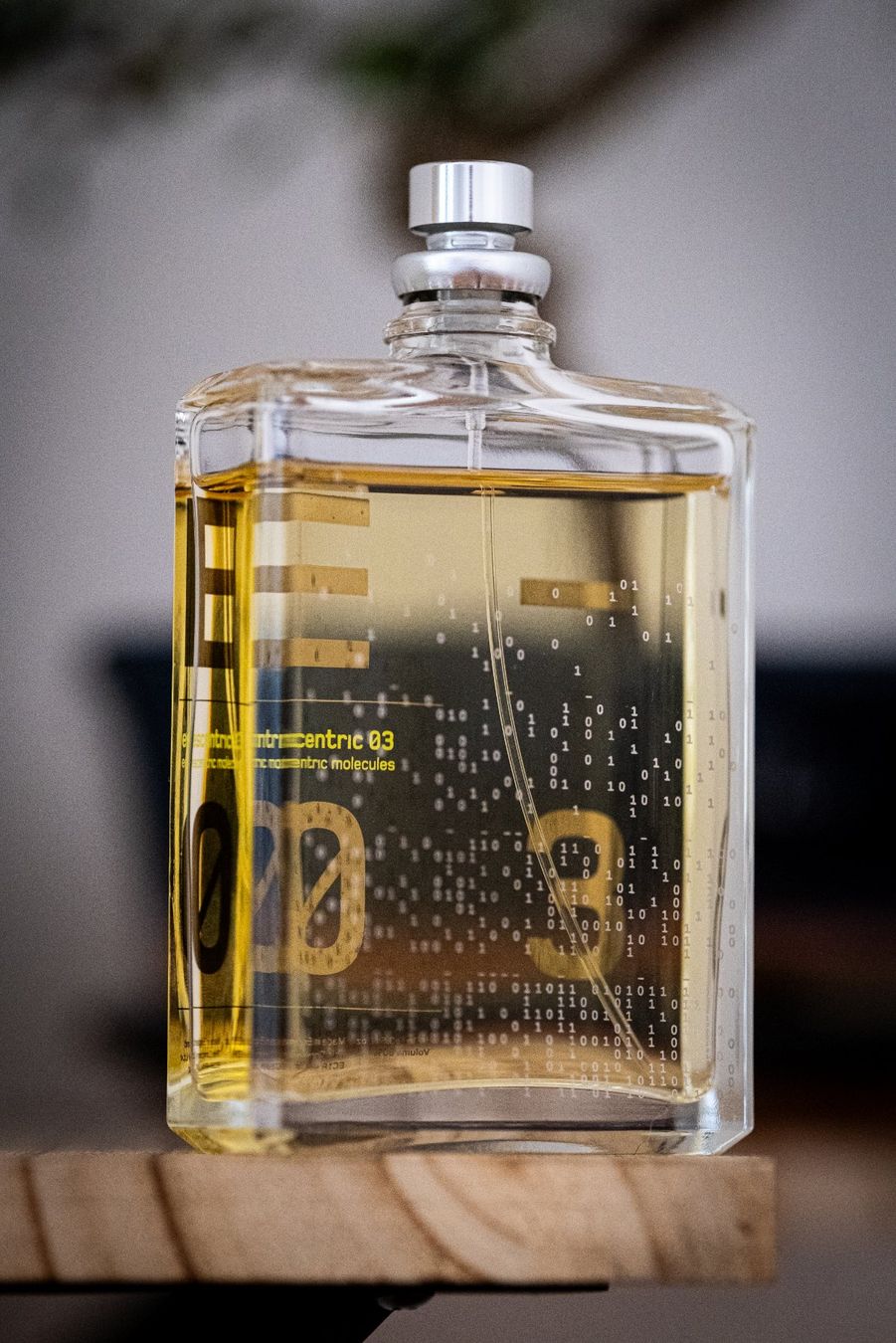 Profumi & Eau de Toilette: Escentric 03, Escentric Molecules (decant / Abfüllung) – Usato da Neuchâtel venduto da switzer_scent 1