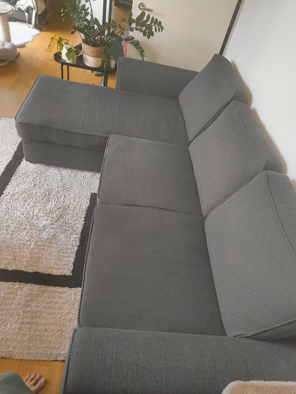 Sofas: Couch Dunkelgrau (252x160) – Gebraucht aus Zürich von Dominic025 1