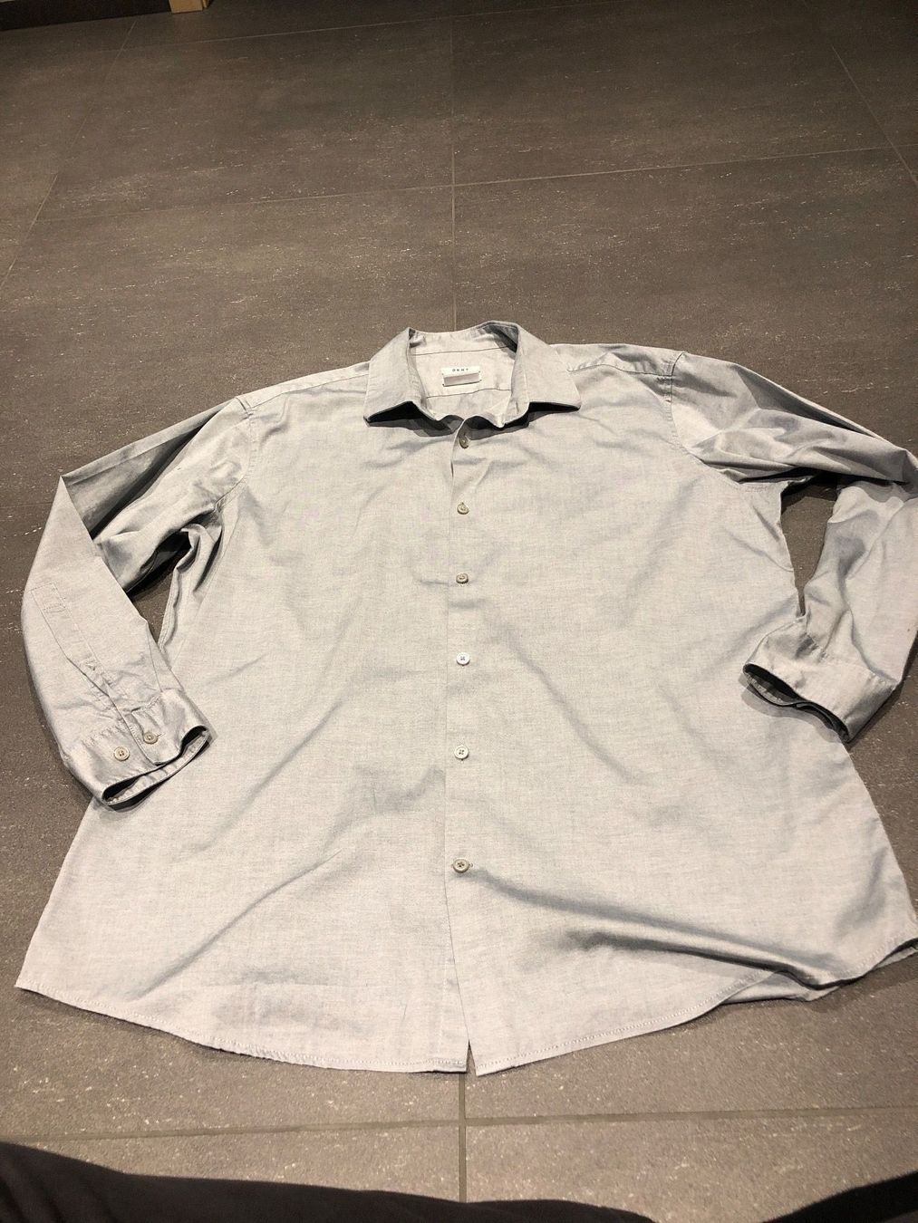 Camicie: Hemd von DKNY – Usato da Vilters venduto da markus_85