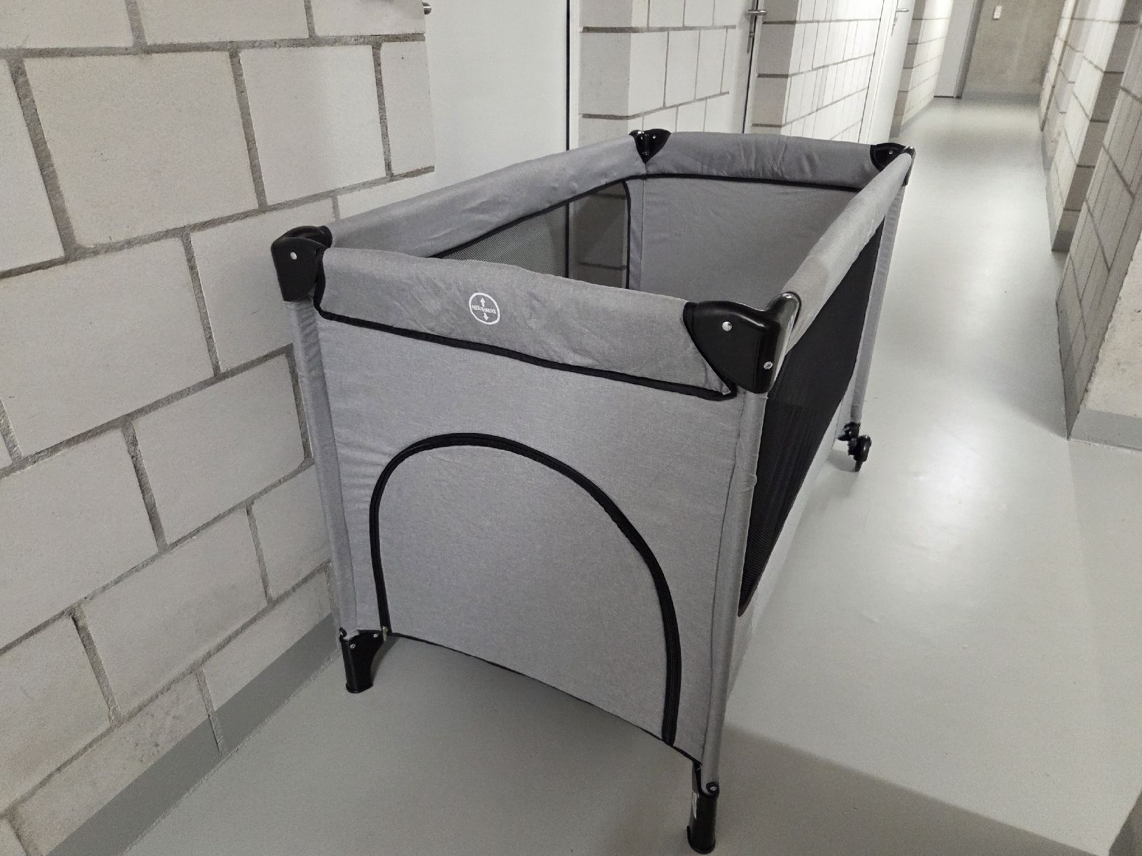 Letti: Baby Reisebett – Usato da Grenchen venduto da Gulien91 1