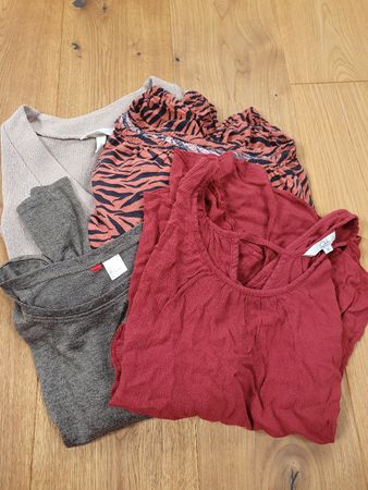 4er Set Damen Oberteile, Shirts, Blusen, Grösse S