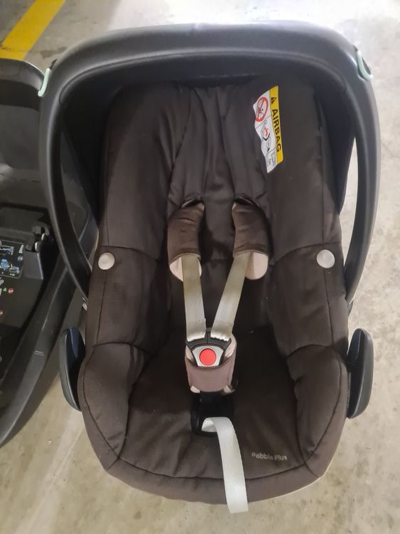 Sièges auto: MAXI COSI und ISO FIX Autositz Babyschale – D'occasion à Eglisau par miciamila 1