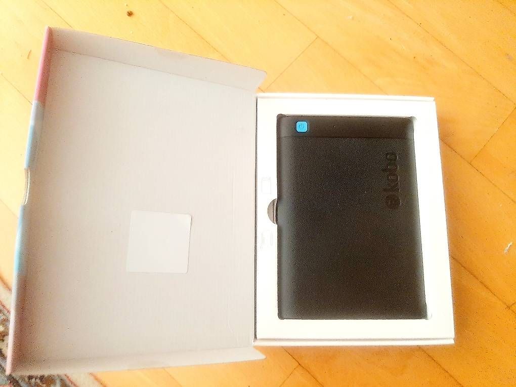 Kobo Tablettes PC: Liseuse Kobo aura 2e édition – D'occasion à lausanne par bluestone02 2