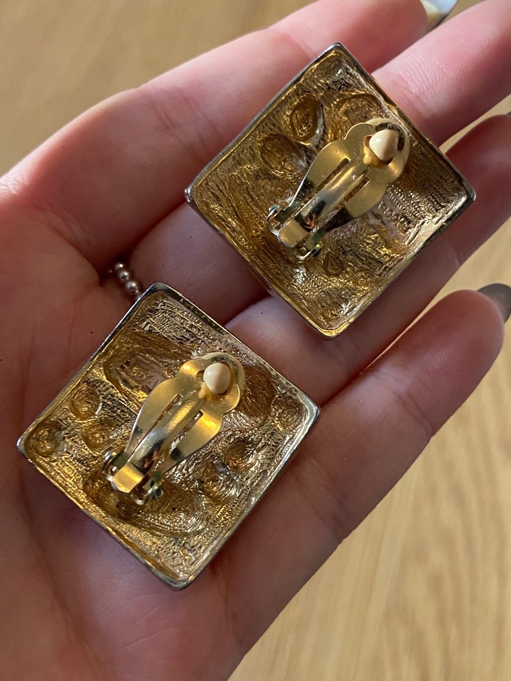 Orecchini pendenti & Orecchini a lobo: Boucle d’oreille Guy Laroche – Usato da Montreux venduto da Perledor 3